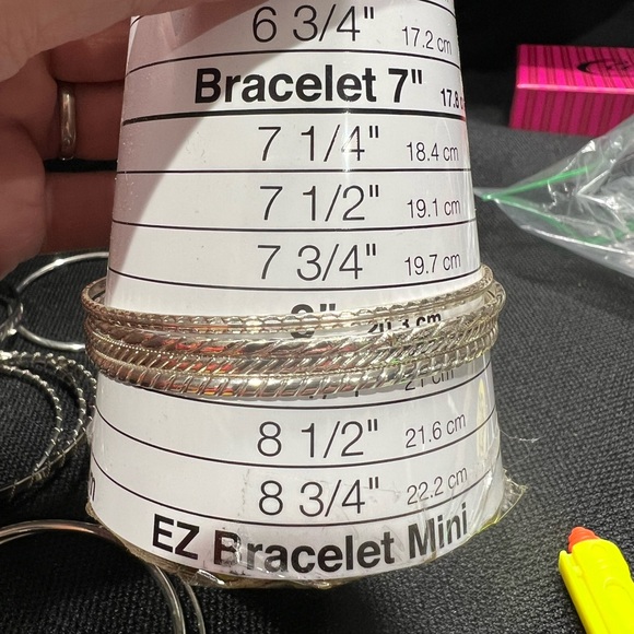 11 Silver-tone Bangle Bracelet Lot - Picture 11 of 11